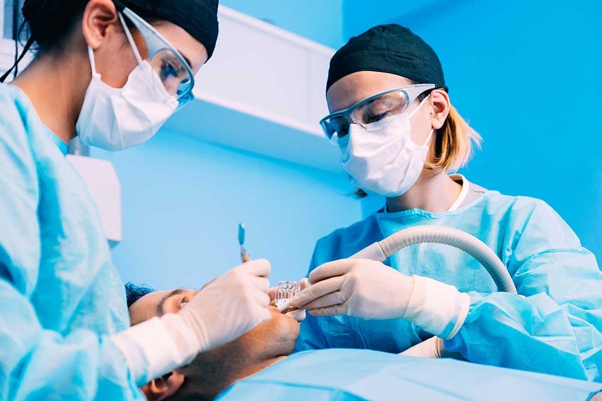 Oral Surgeon Newmarket