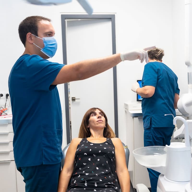 Walk-in-Dentist-at-Leslie-North-Dental